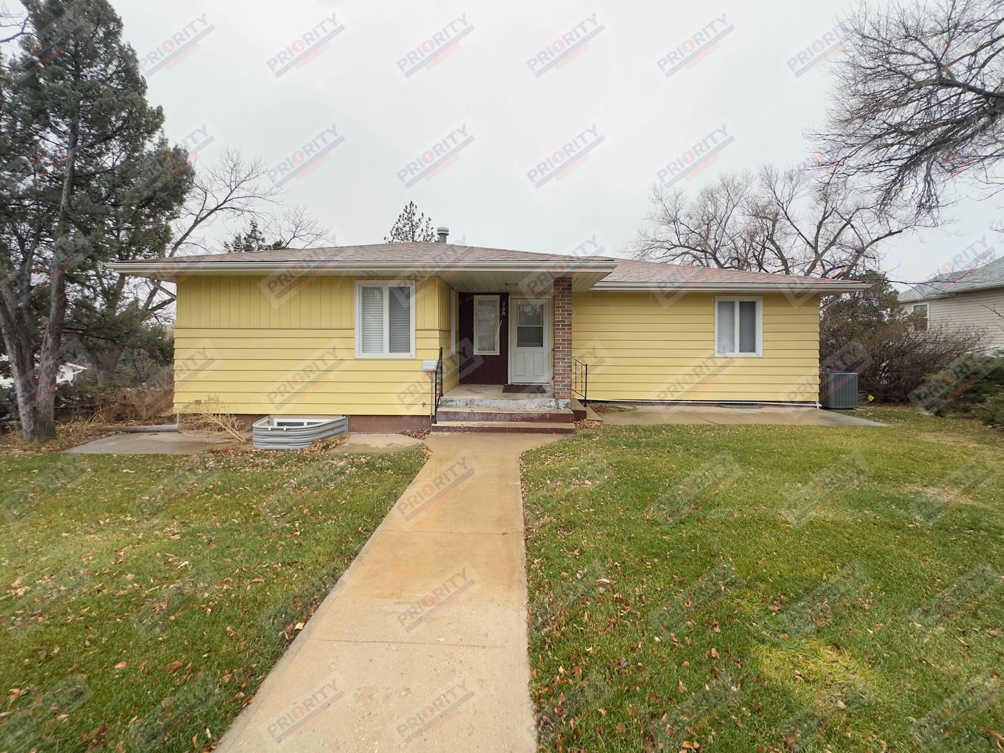 Gillette House: 708 Rockpile Blvd