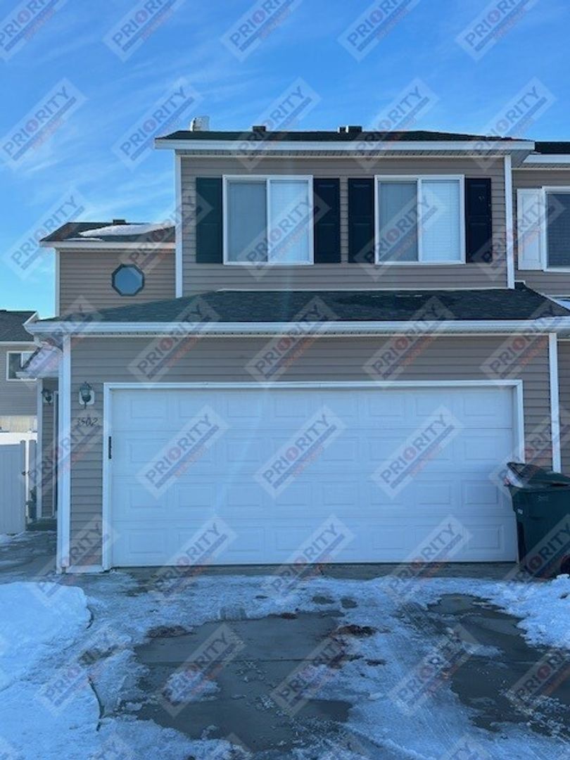 Gillette House: 3502 Triton Ave