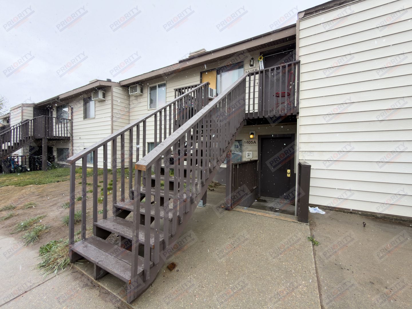 Gillette Apartment: 1405 Eagles Nest Cir