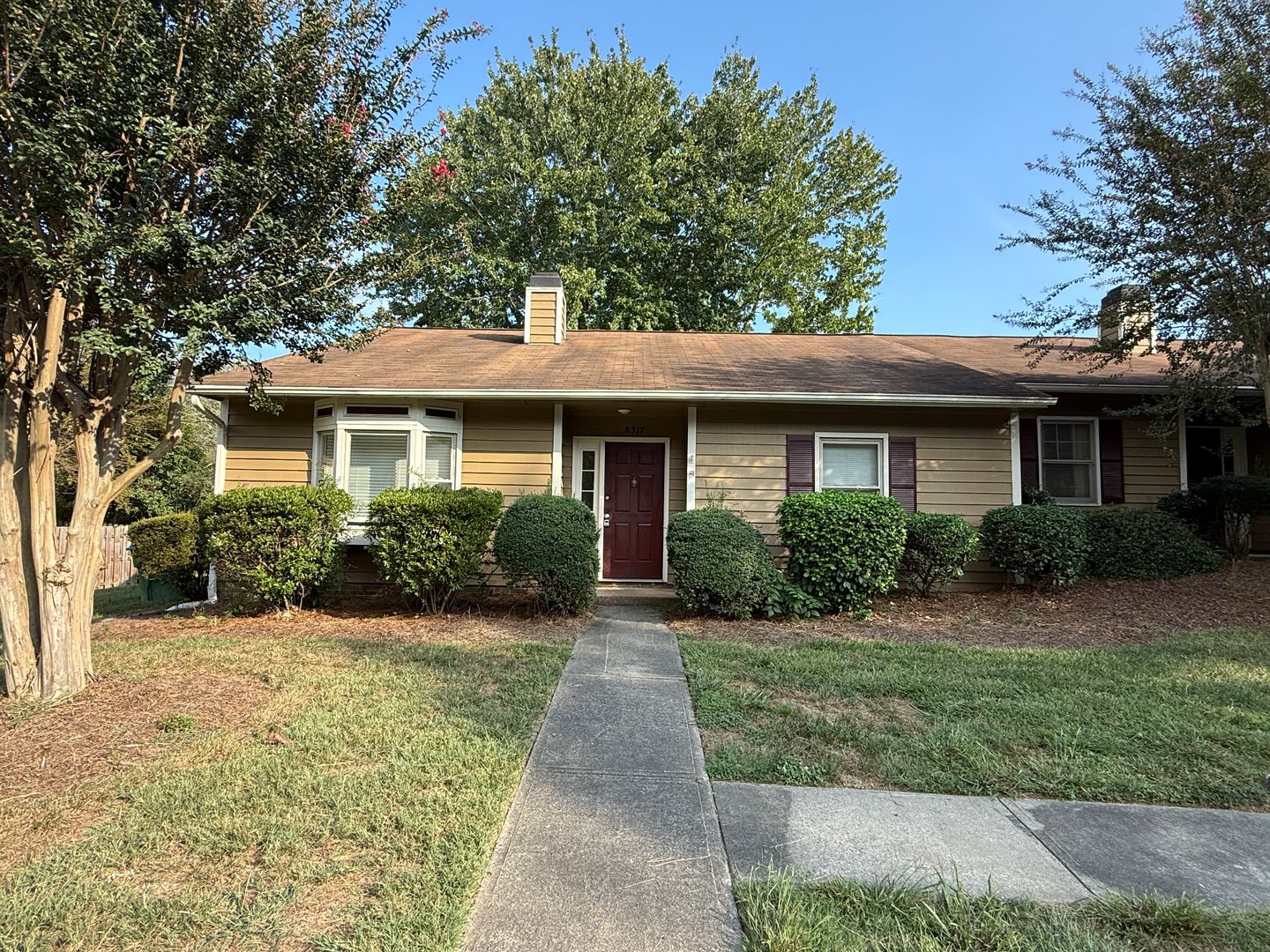 Charlotte Condo: 8317 Summerglen Cir Ste 102