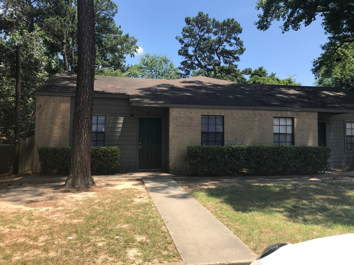 Longview Apartment: Jester Street