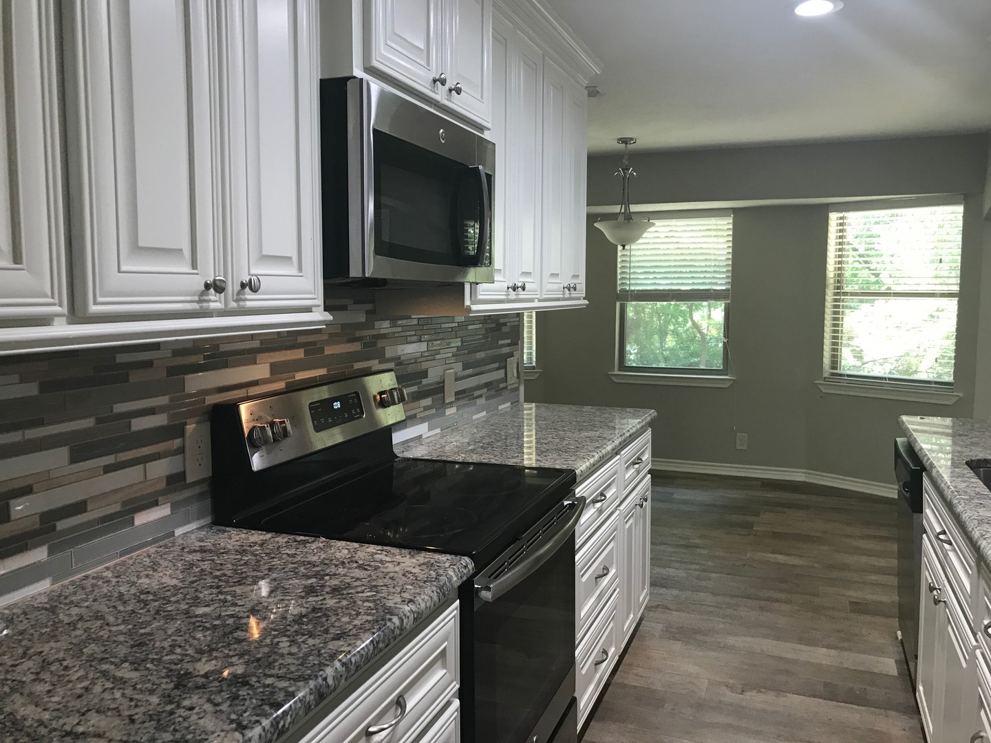 Longview House: 2205 Balsam