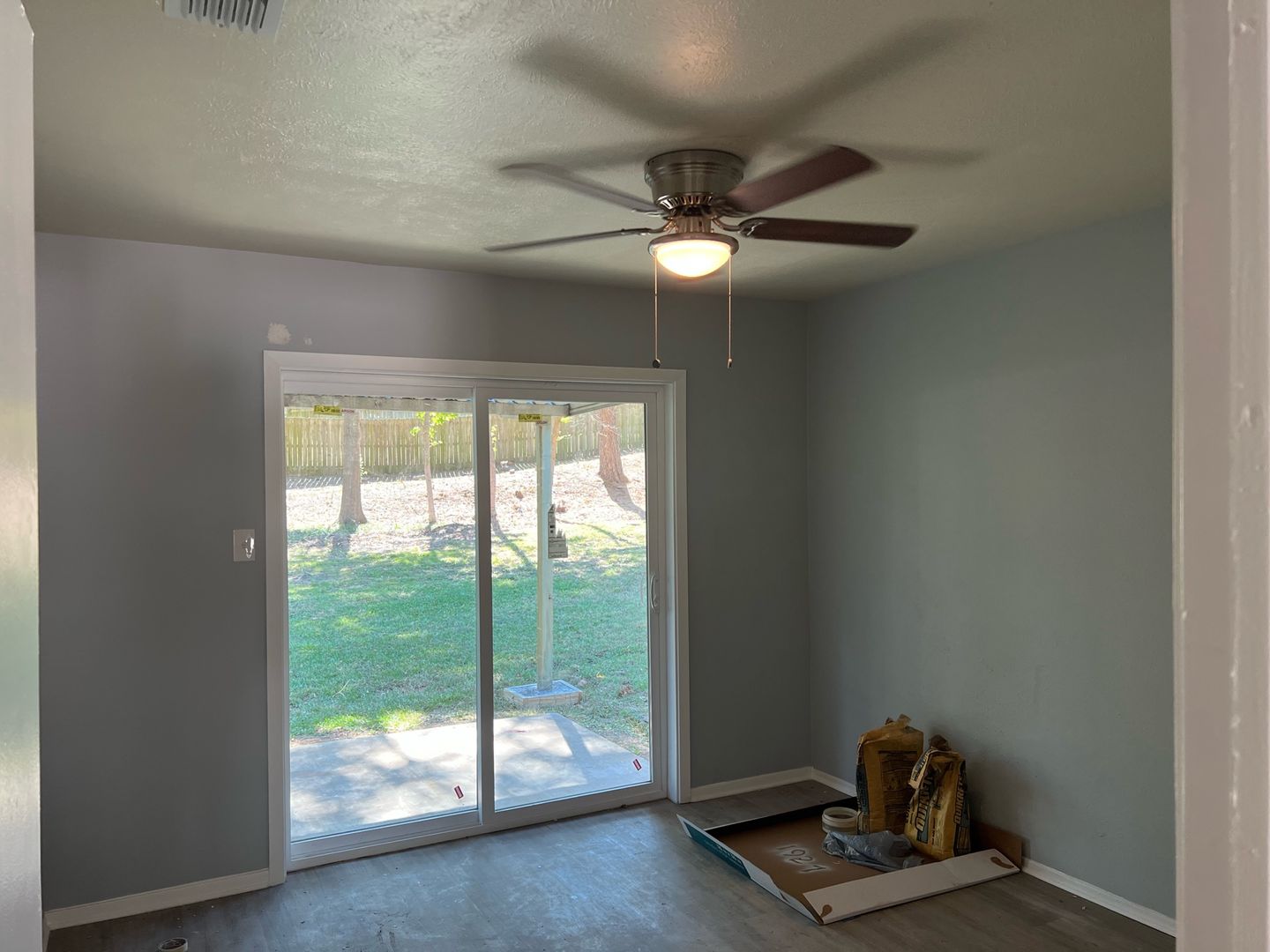 Longview Apartment: 2919 2921 Bernice