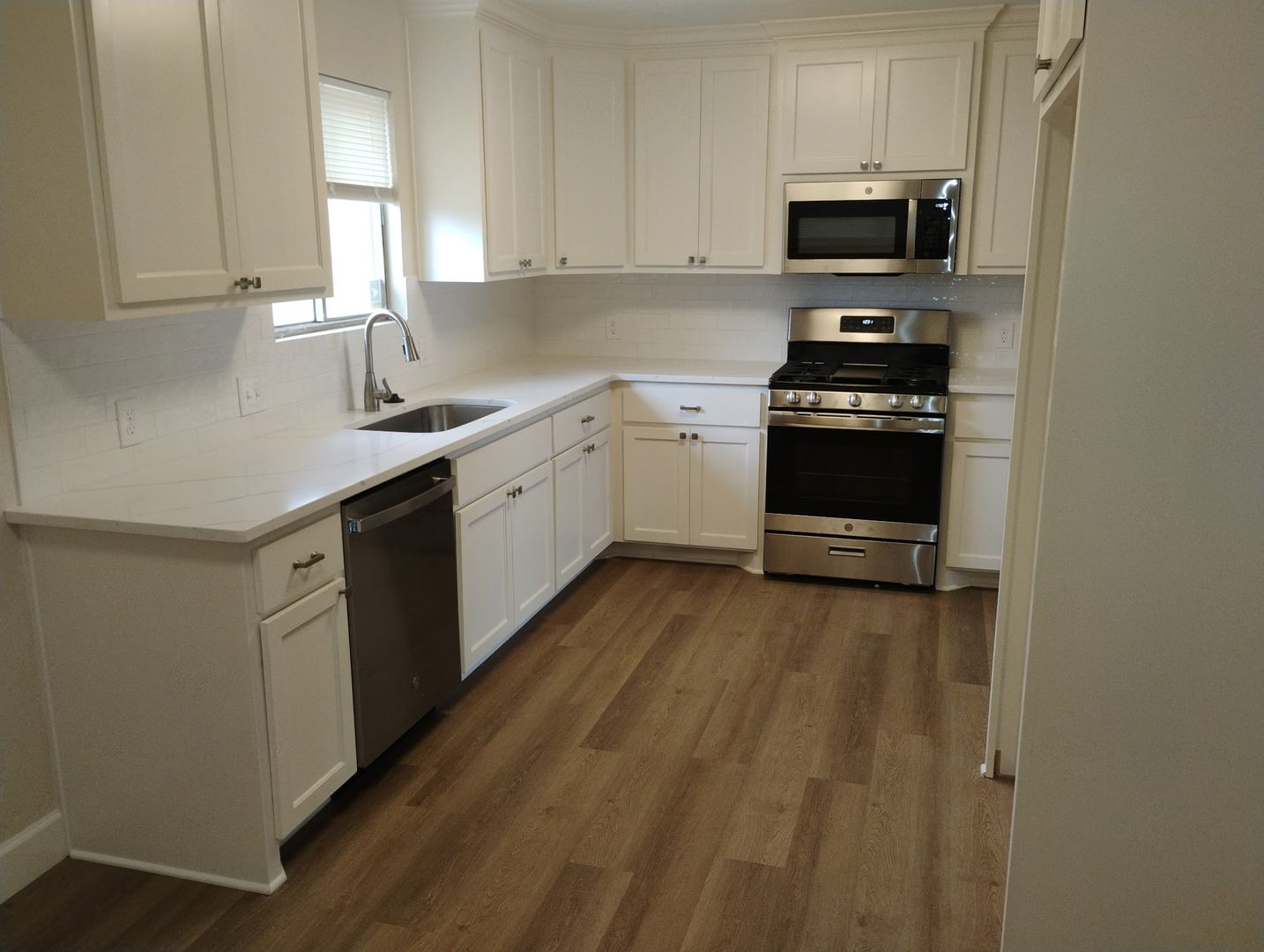 Longview House: 1407 Miami