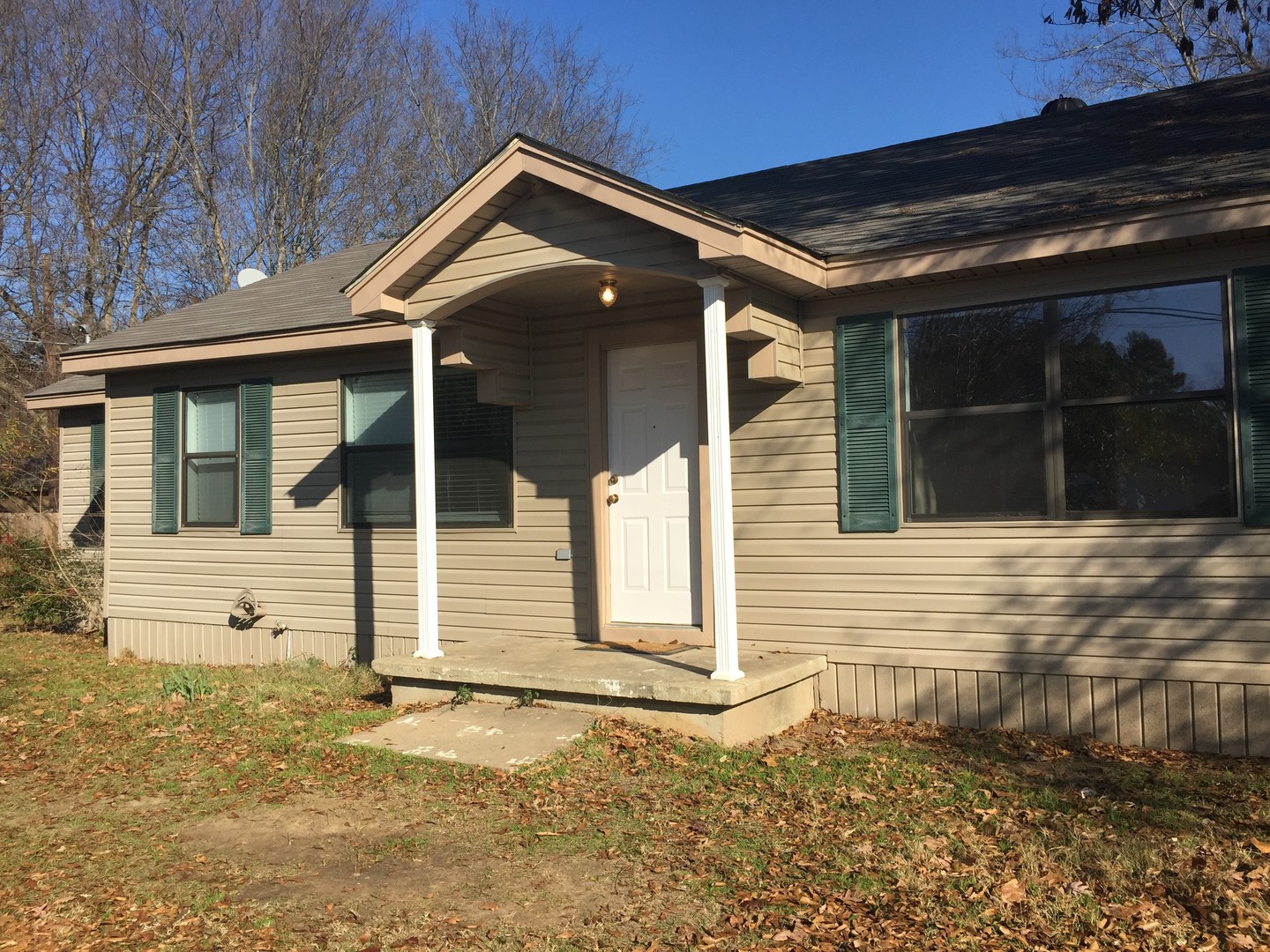 Longview House: 1404 Martha