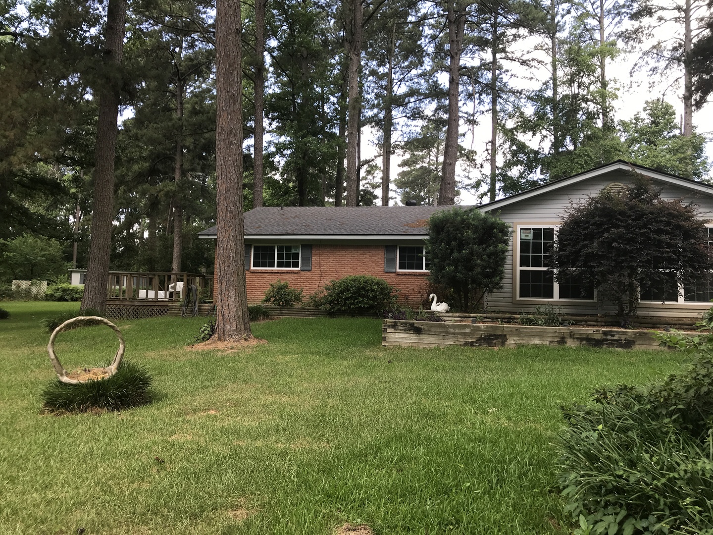 Longview House: 839 Maxey