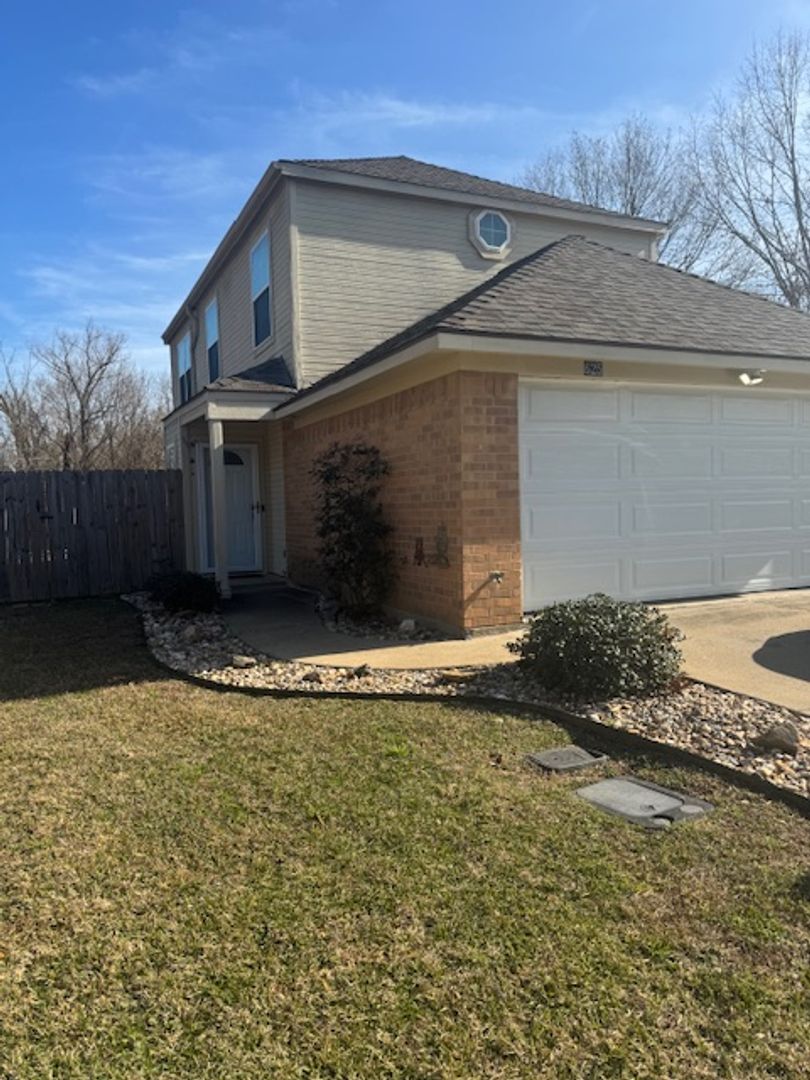 Longview House: 625 Kings Mountain