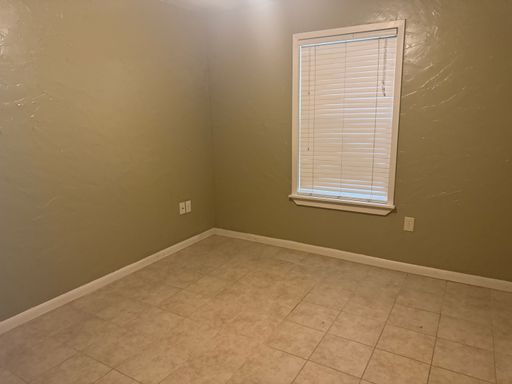 570 W Sterling - 501, Tatum, TX 75691