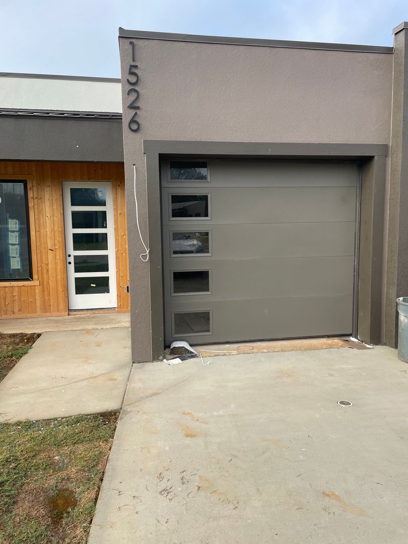 Longview House: 1526 Mahlow