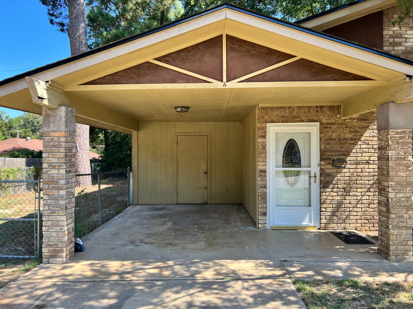 White Oak Multiplex: 304 Campbell