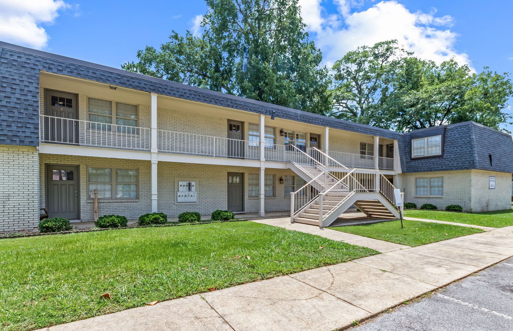 Tuscaloosa Apartment: 619 15th Avenue