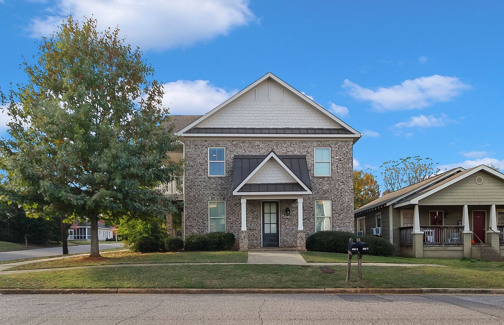 Tuscaloosa House: 1524 1st Avenue Unit B