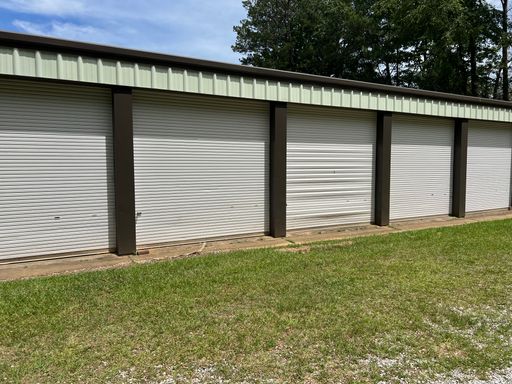 Storage Unit Available Now!