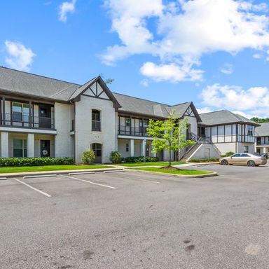 Brookmont 2 Bedroom 2 Bath Apartment! Available Fall 2026! – photo 1