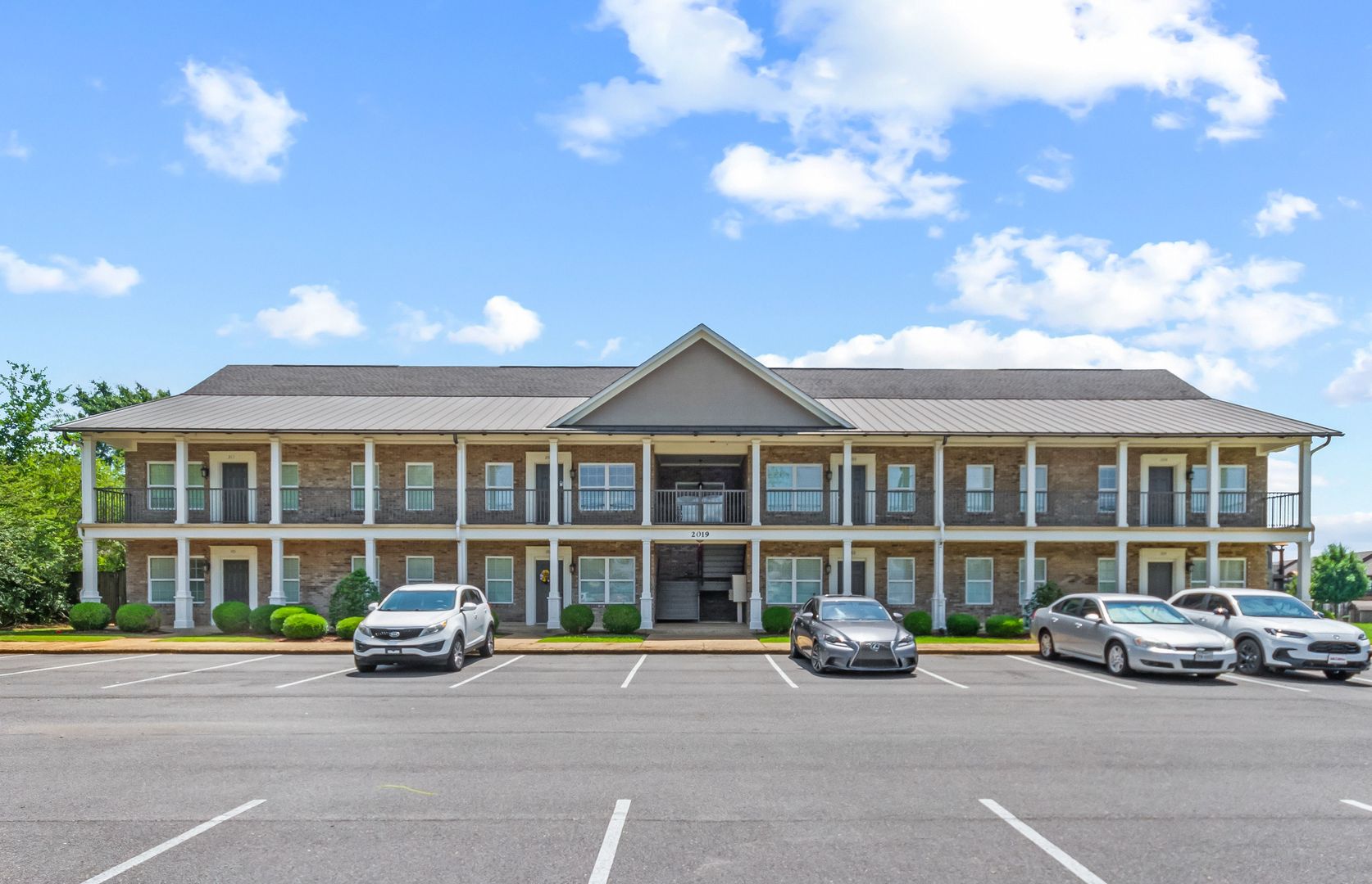 Tuscaloosa Apartment: 2019 Hackberry Lane