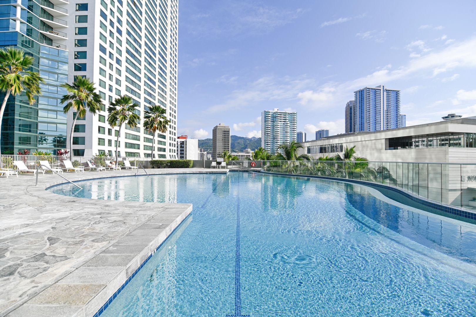 Honolulu Condo: 88 Piikoi Street 1009