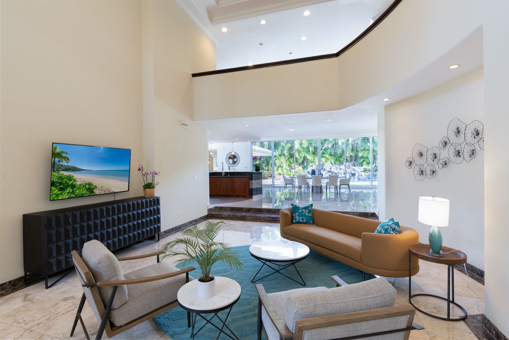 San Luis 260 Portlock Road (GT20) 5 of 8