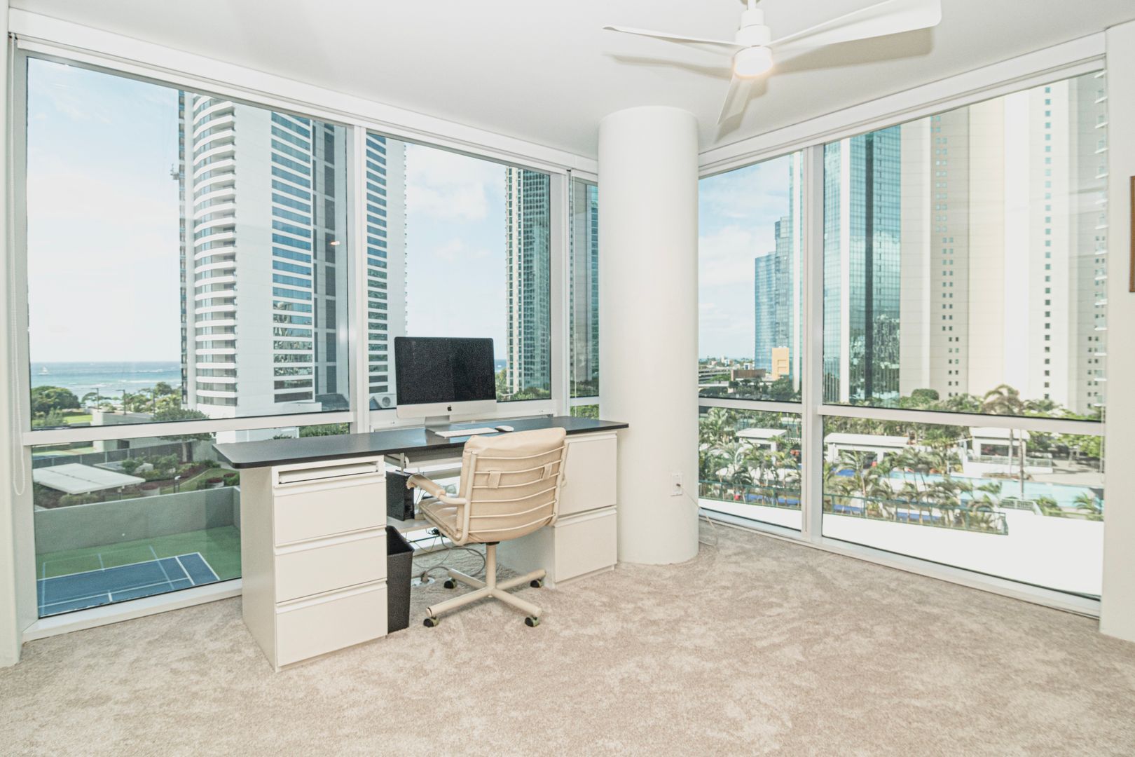 Honolulu Condo: 88 Piikoi Street 1009