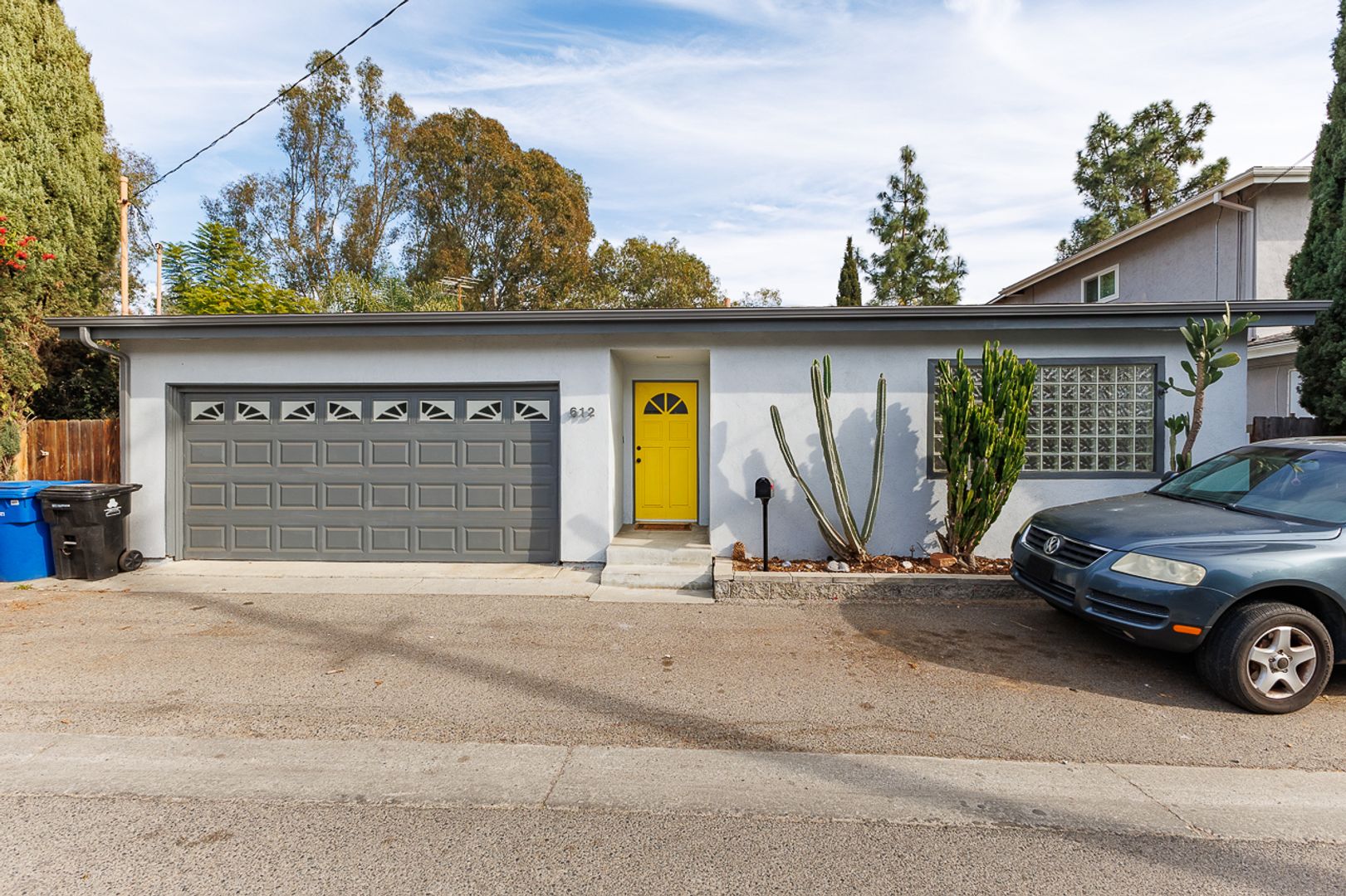 Los Angeles House: 612 Marie Ave