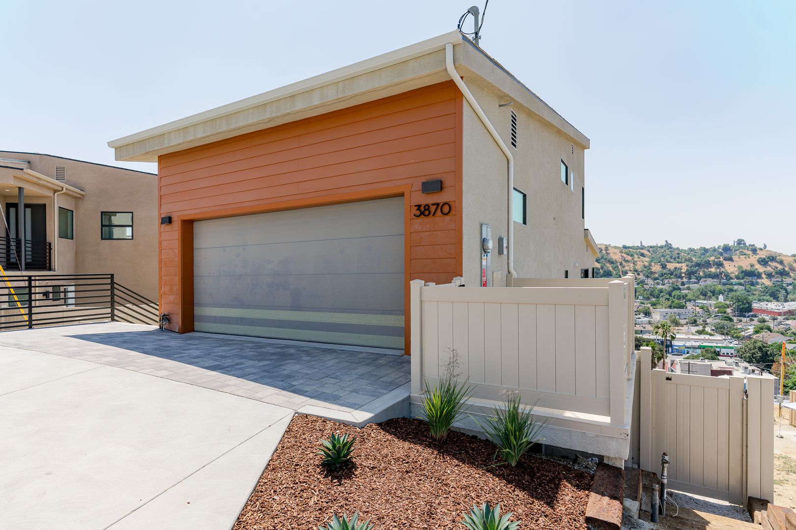 Los Angeles House: 3870 West Point Drive