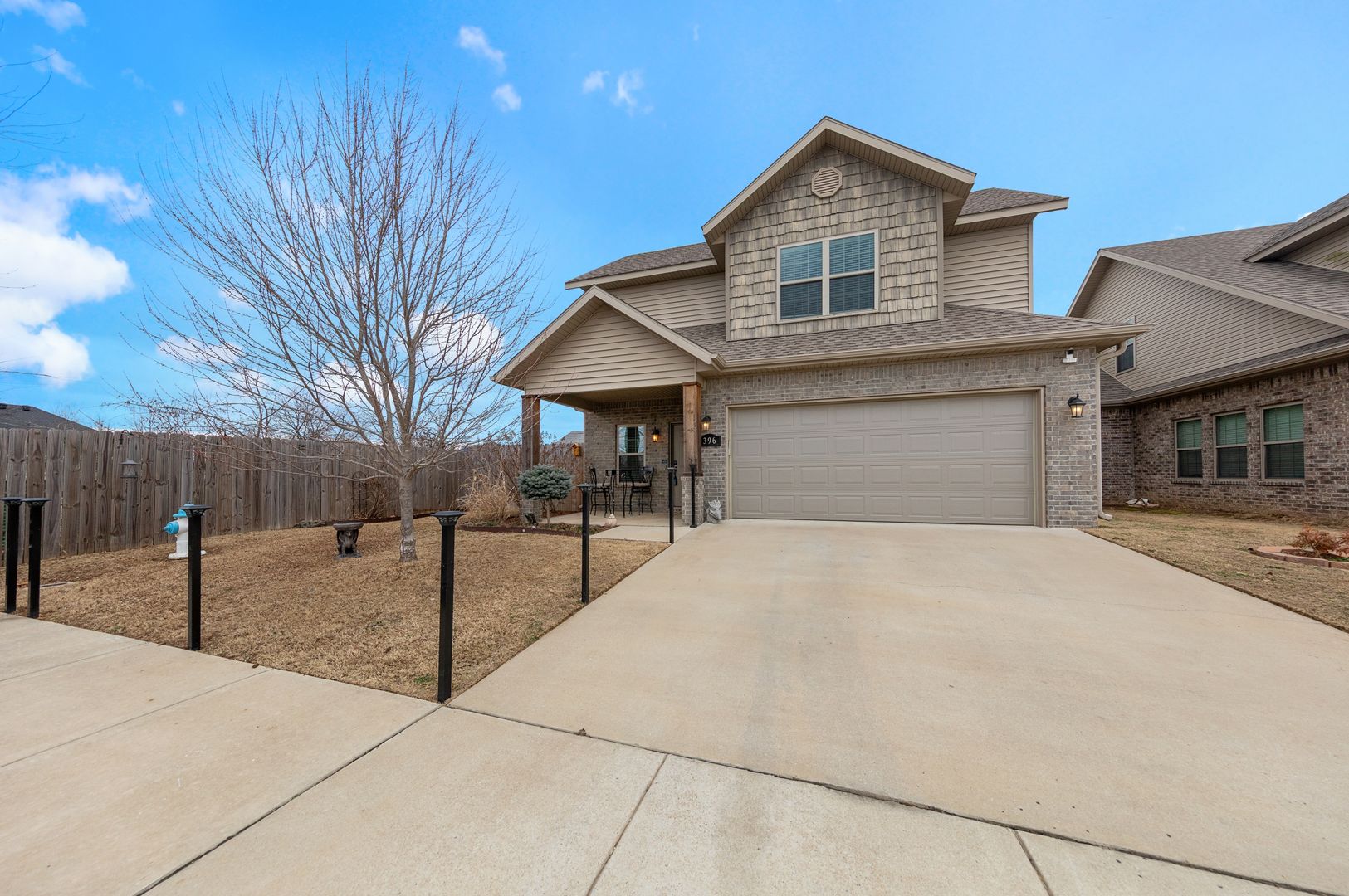 Fayetteville House: 396 Torc Ln