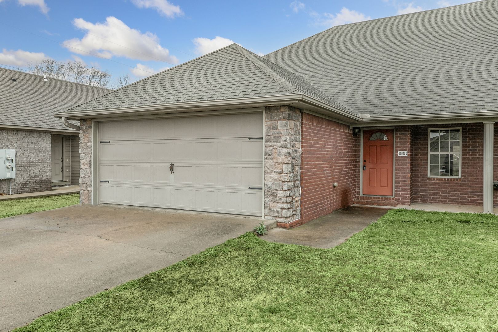 Bentonville House: 3606 SW Deerfield Blvd - 2