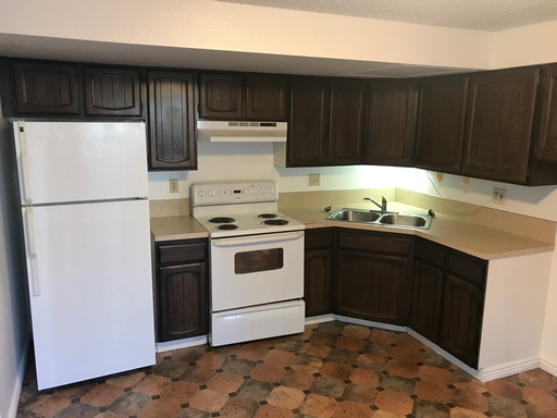 Charming & Updated 2-Bedroom Townhome in Downtown Meridian – photo 1