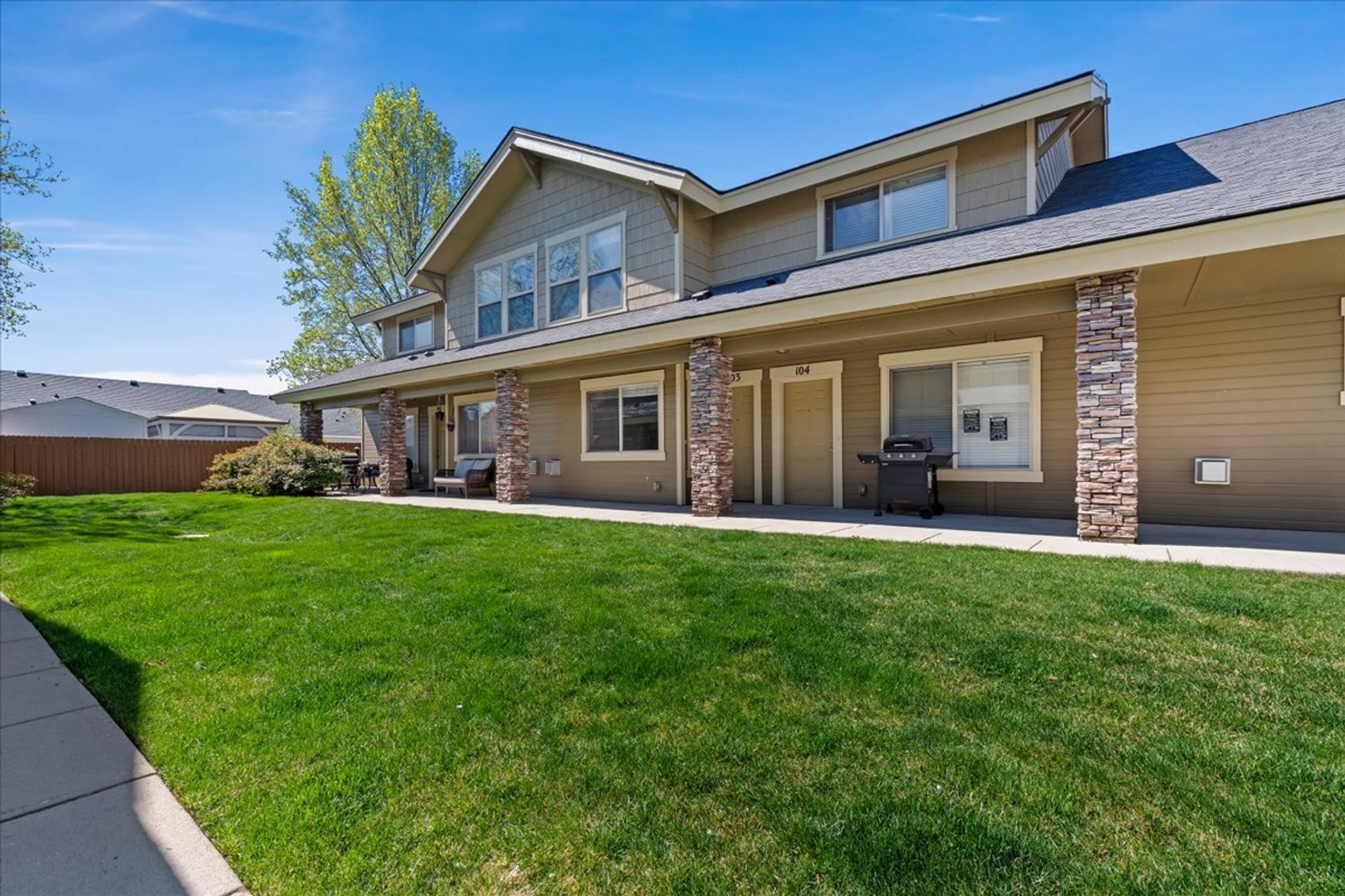 Boise Apartment: 9846 Rosecroft Ct.