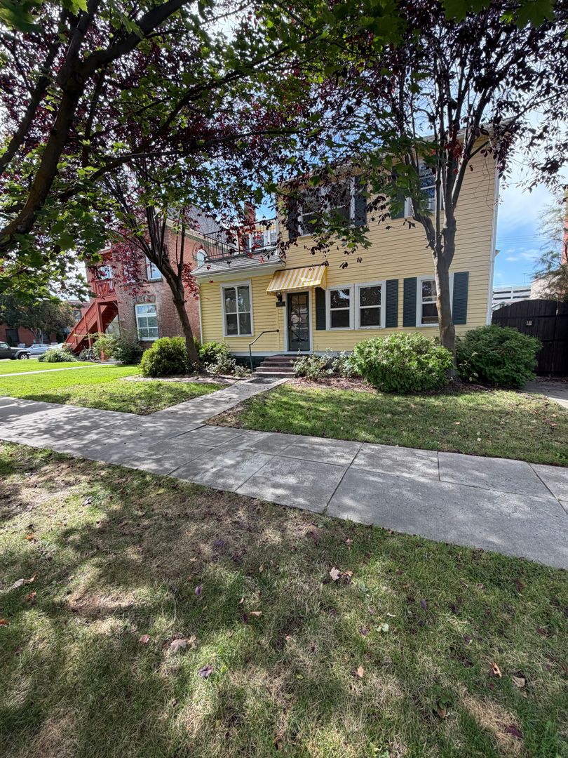 Boise Apartment: 1207 Washington