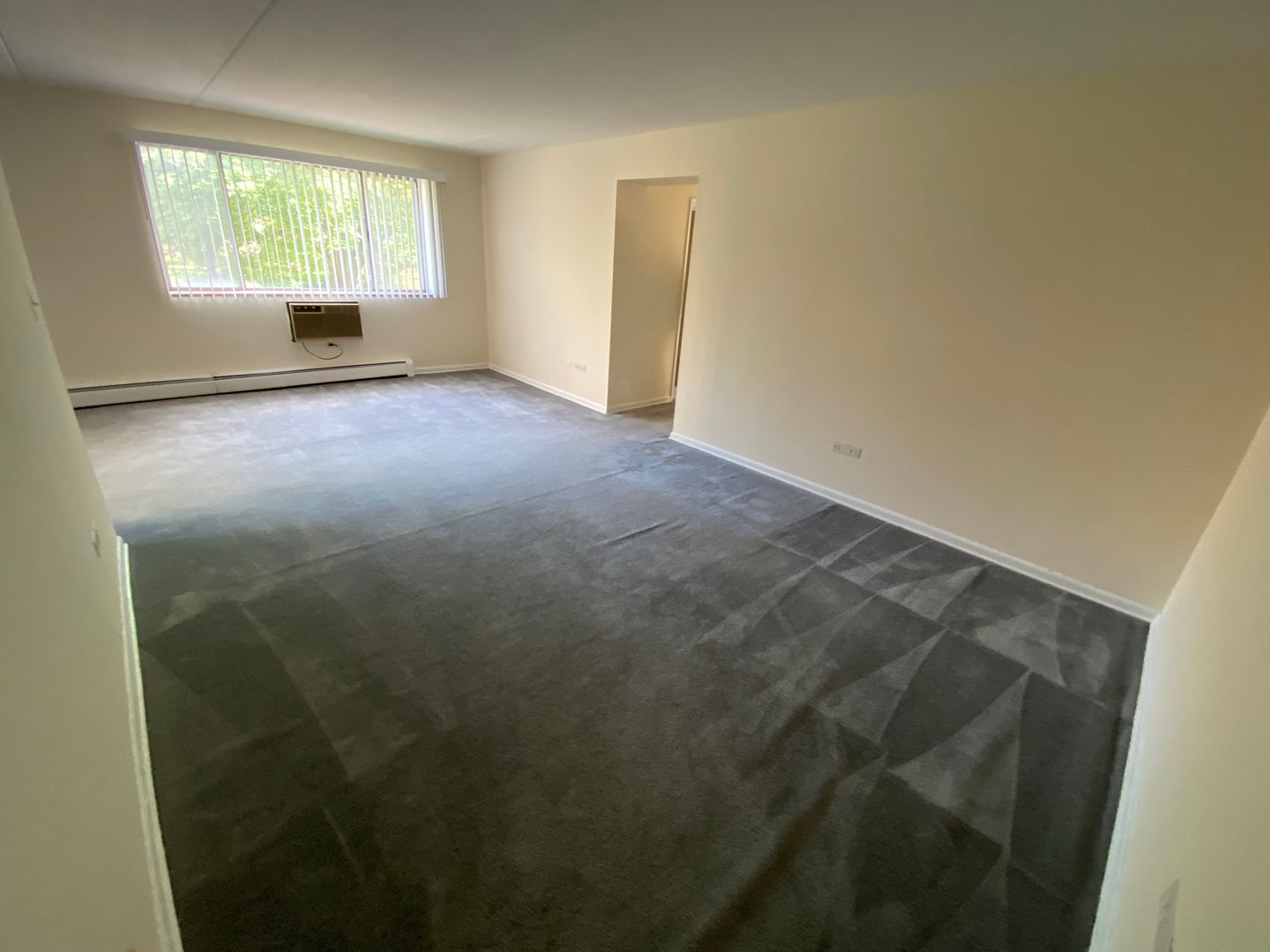 Evanston Apartment: 918 Washington Street