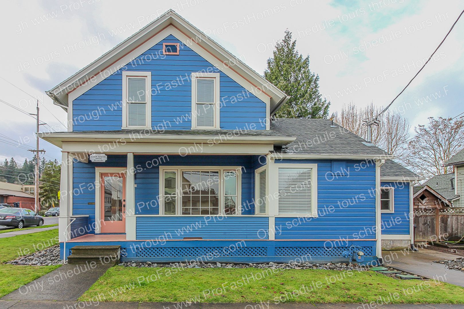 Oregon City House: 520 6th St