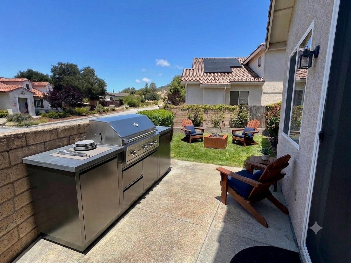 Atascadero House: 8550 Paseo De Caballo