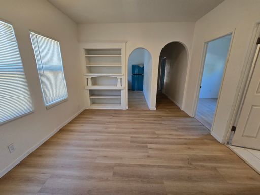Listing photo thumbnail