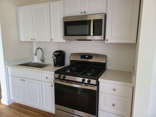 Listing photo thumbnail