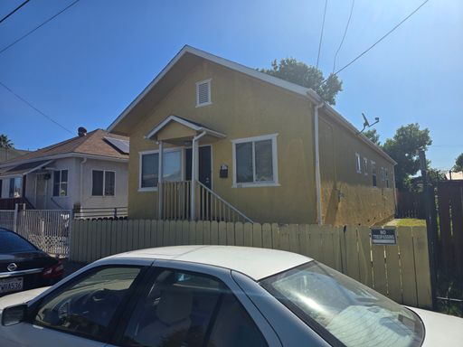 Listing photo thumbnail