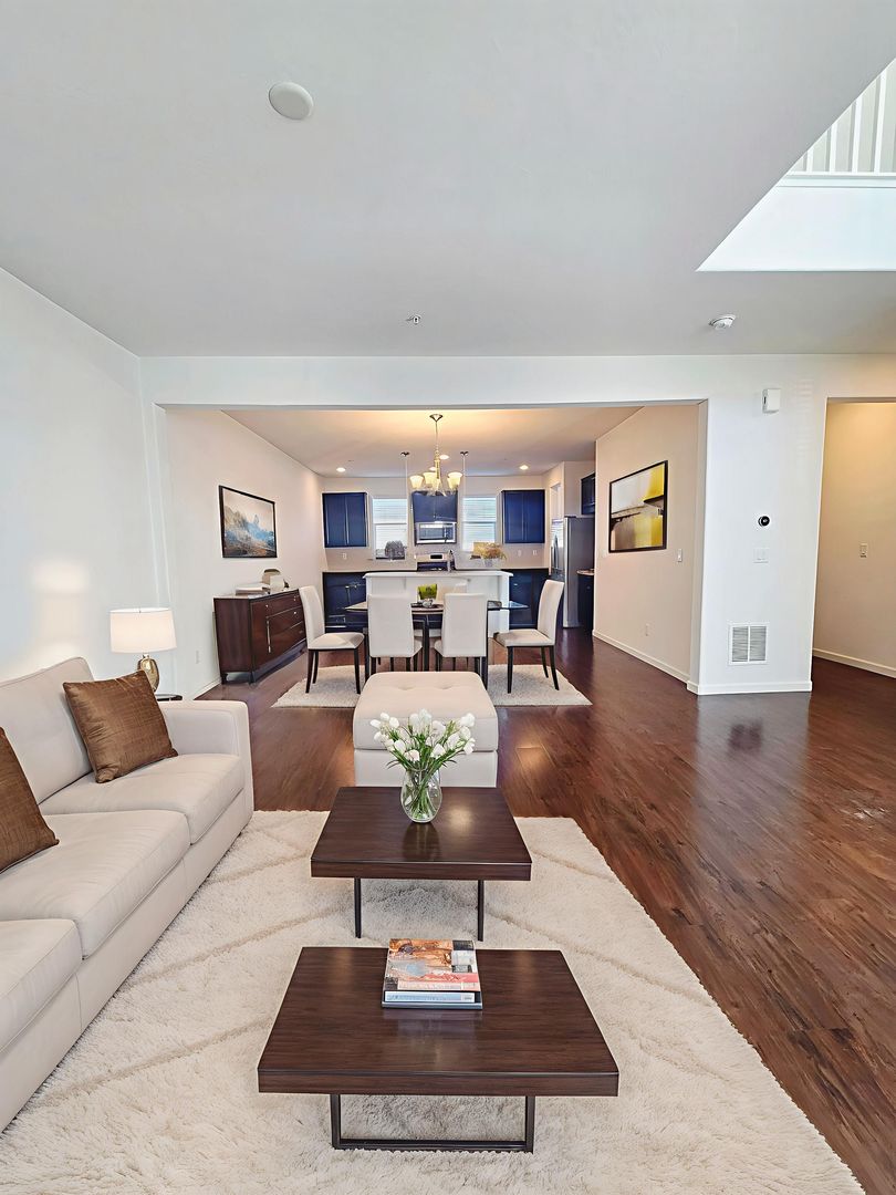 Westminster Apartment: 5435 W 97th Ave