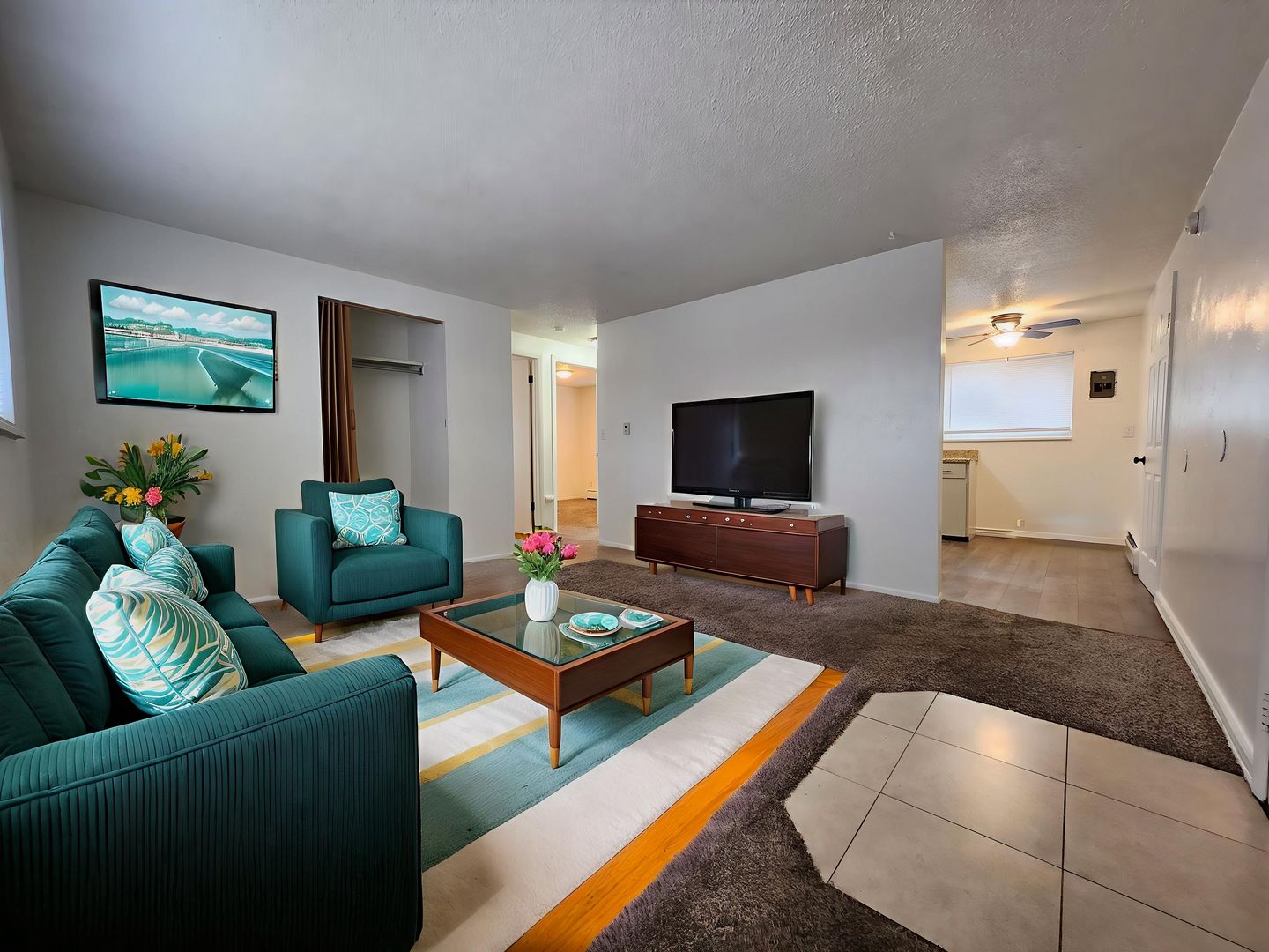 Fountain Apartment: 7140 Alegre Circle