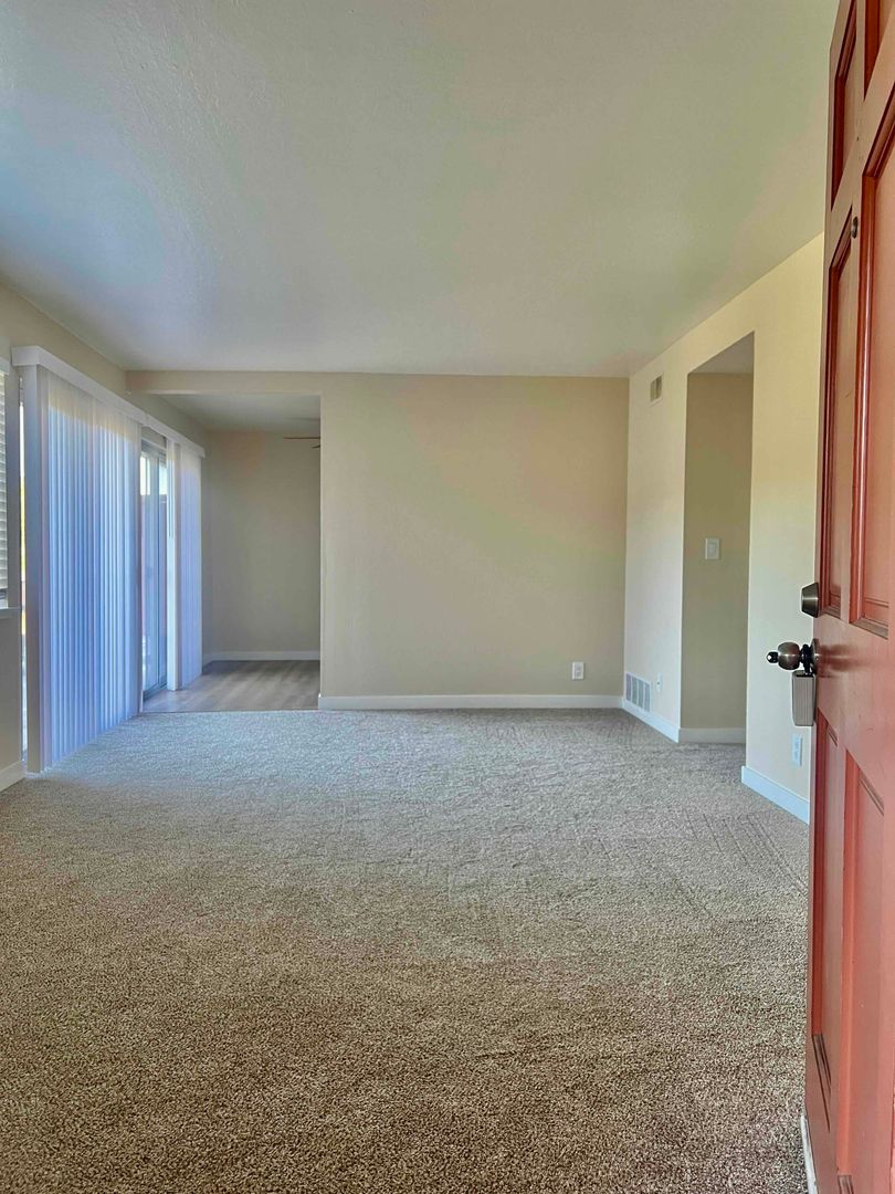 San Rafael Apartment: 155 Nova Albion Way - #27