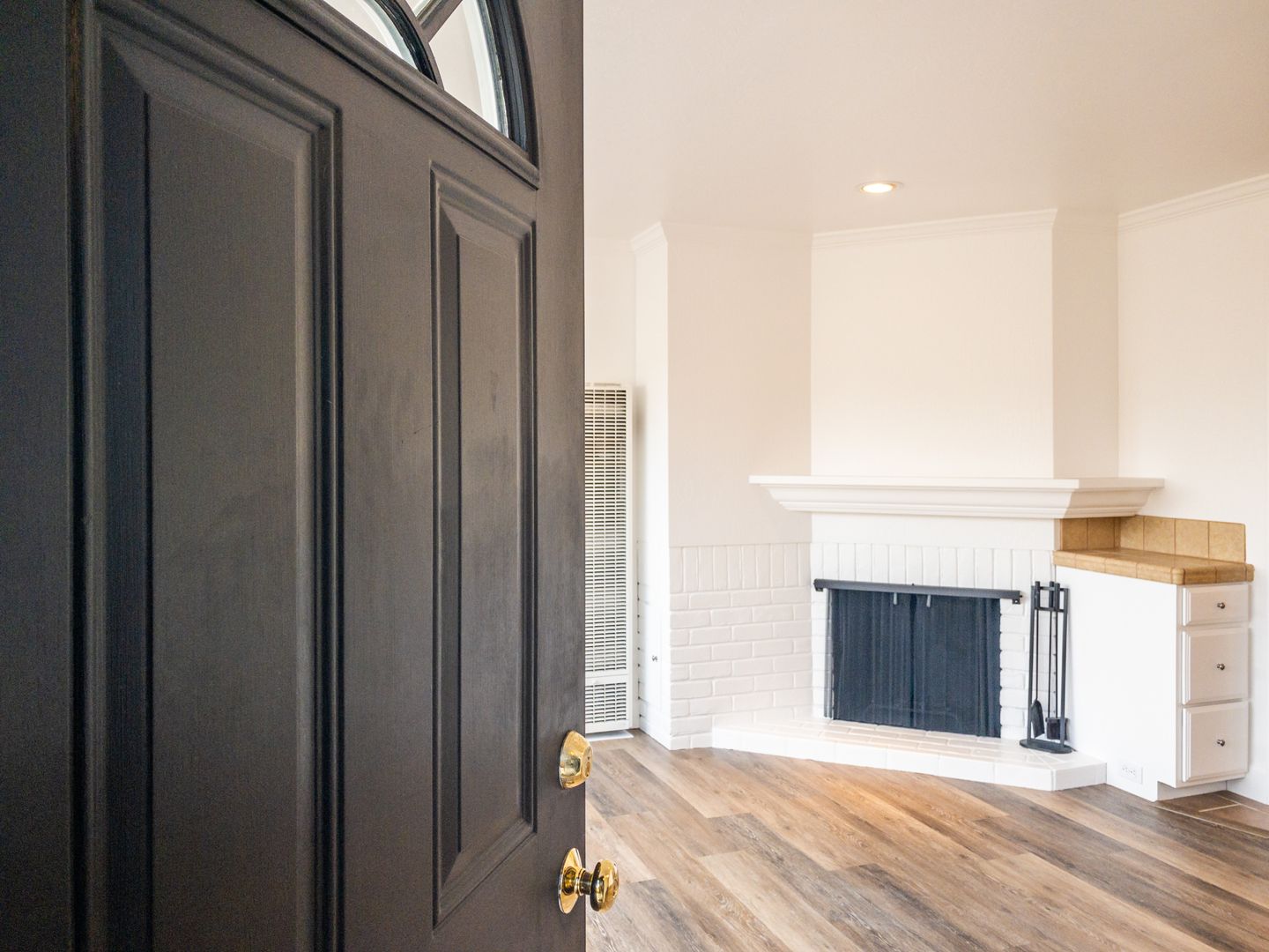 Sausalito Apartment: 313 Valley Street