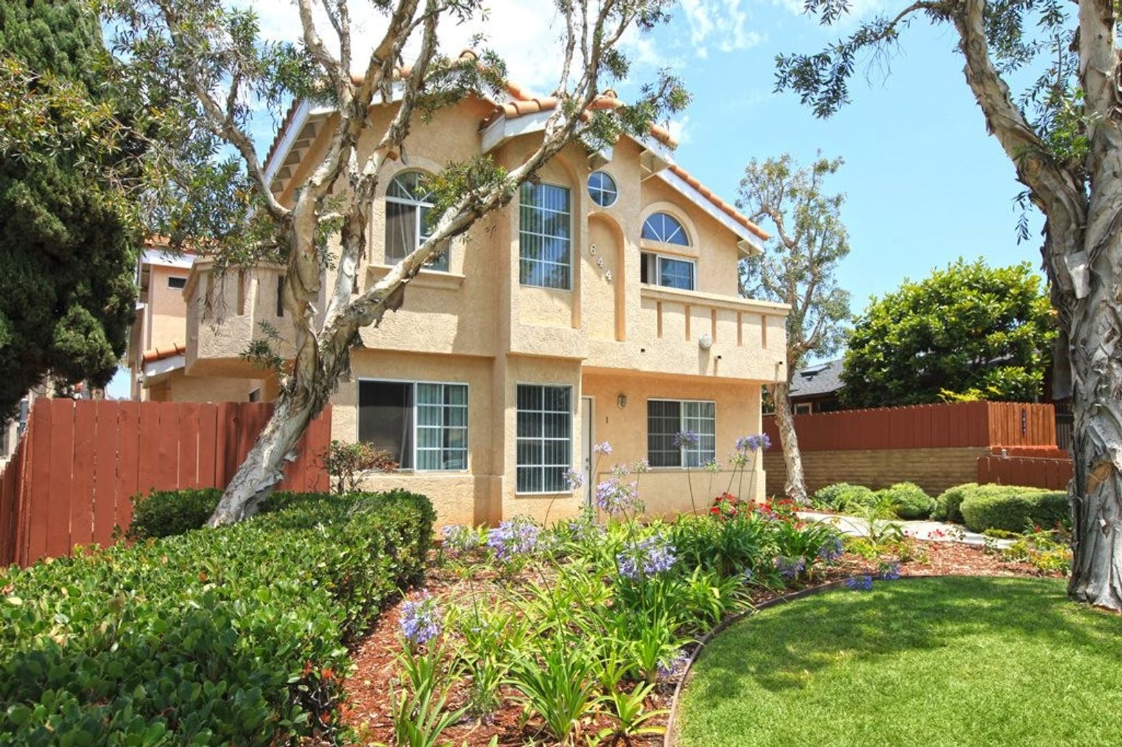 San Diego Apartment: 1644 Thomas Avenue