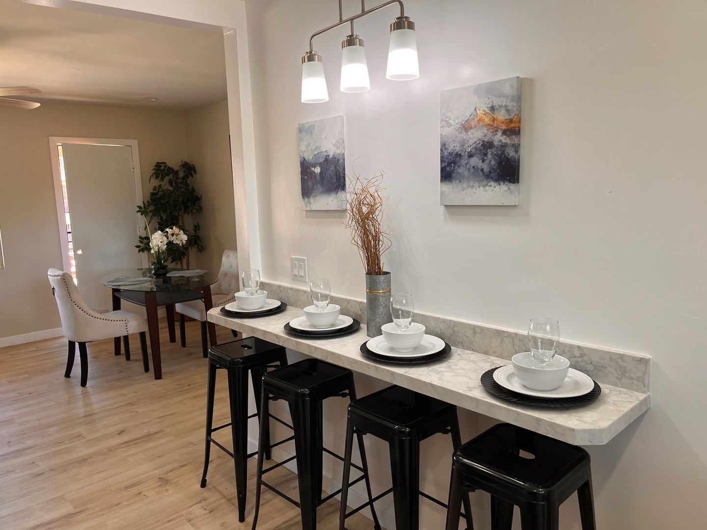 SANTEE Apartment: 9016-9020 CARLTON HILLS BOULEVARD