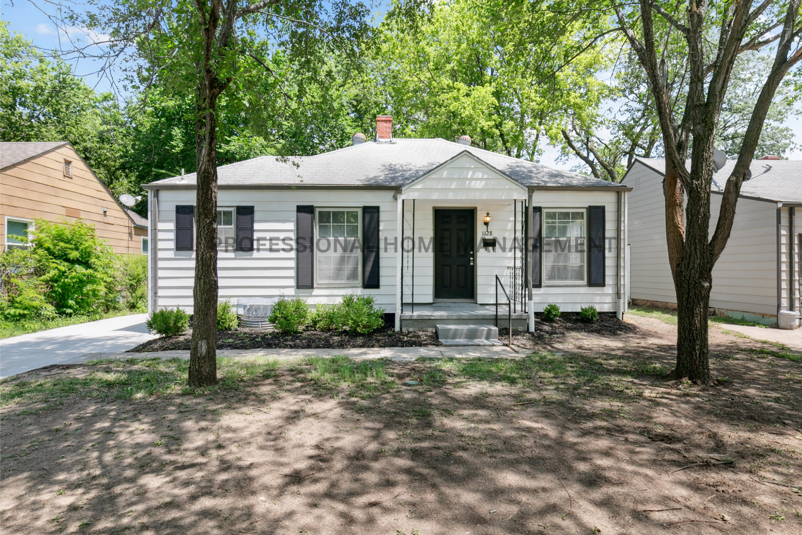 Wichita House: 1128 N Dellrose
