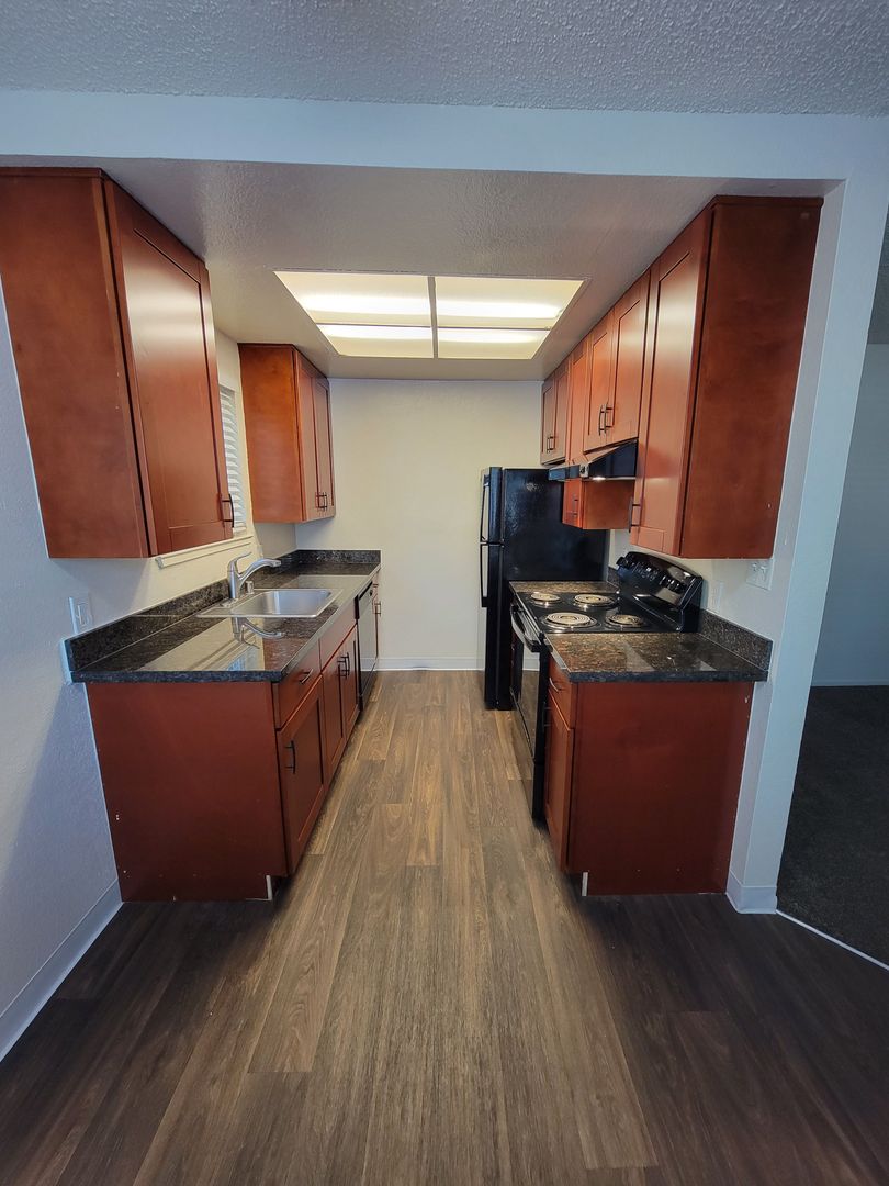Sacramento Apartment: 1600 Bell Street