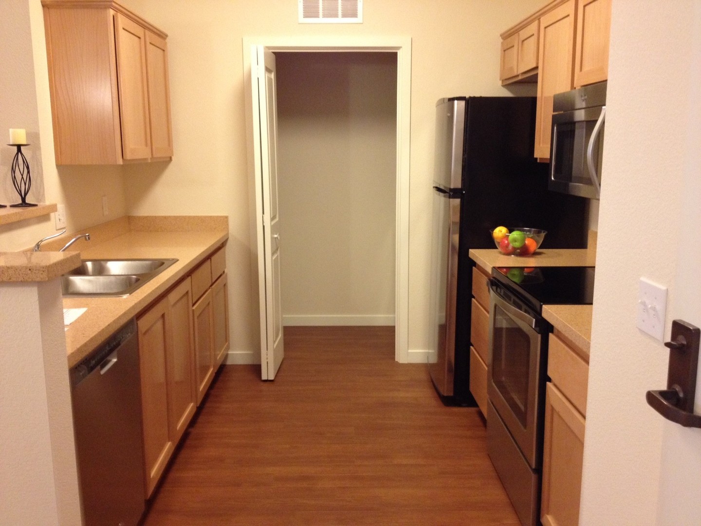 Sacramento Apartment: 3940 H Street