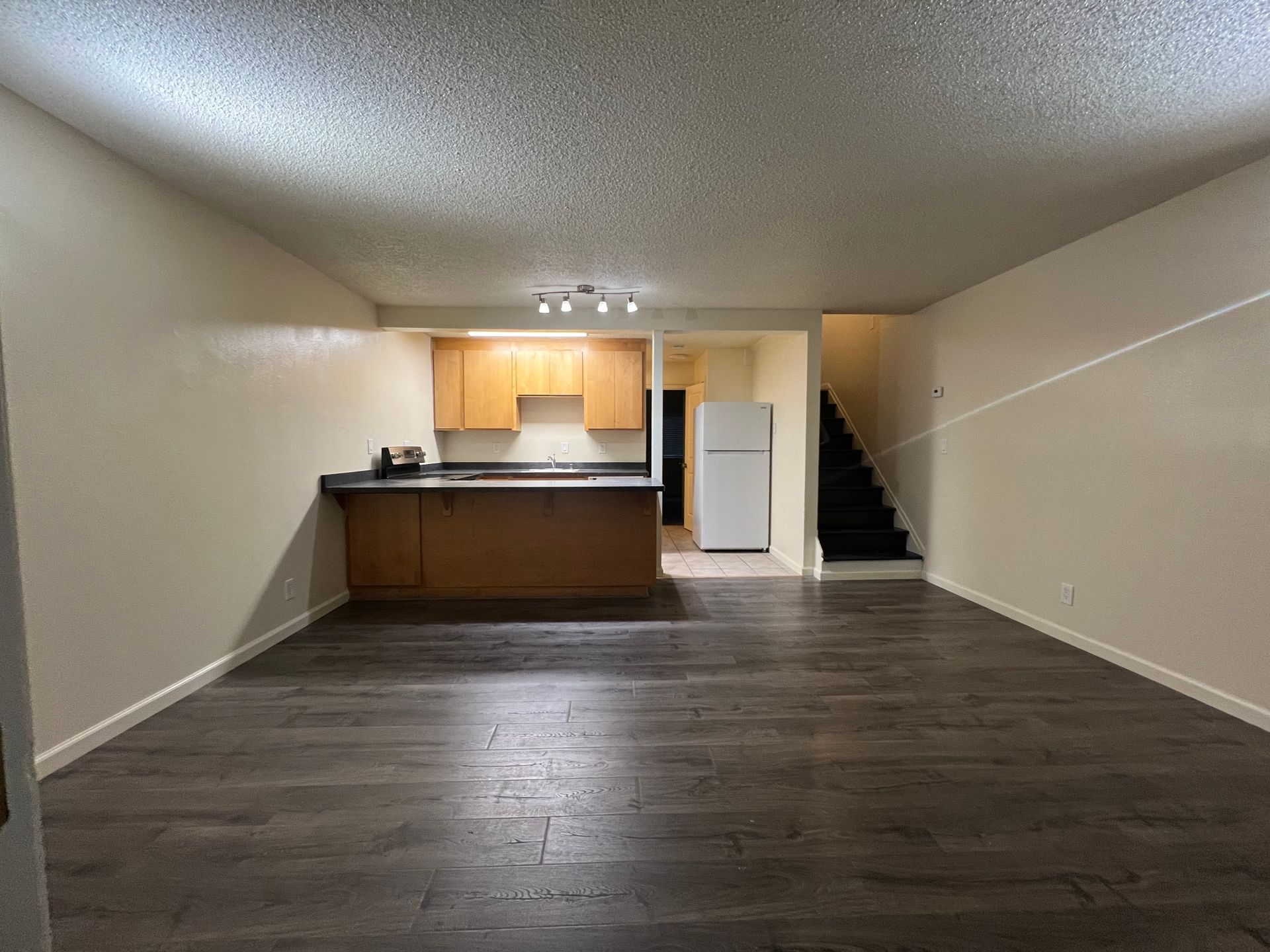 Chico Apartment: 810 W. 1st Avenue