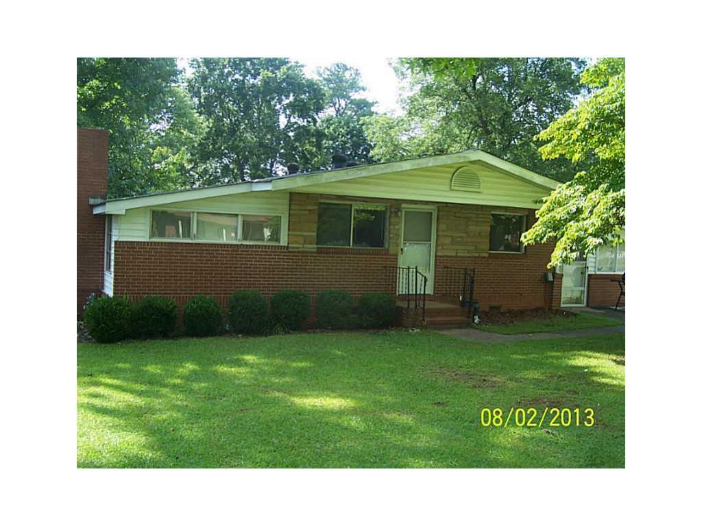 Smyrna Apartment: 3617 Lakeshore Dr