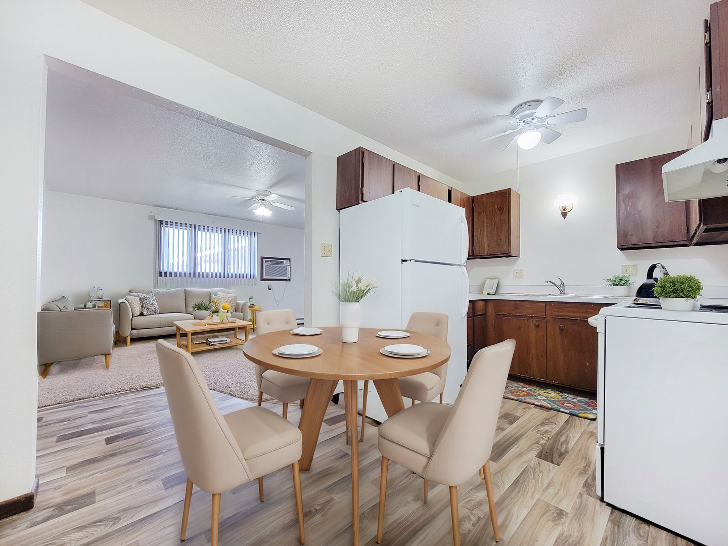 Jamestown Apartment: 1811 6th Ave SW