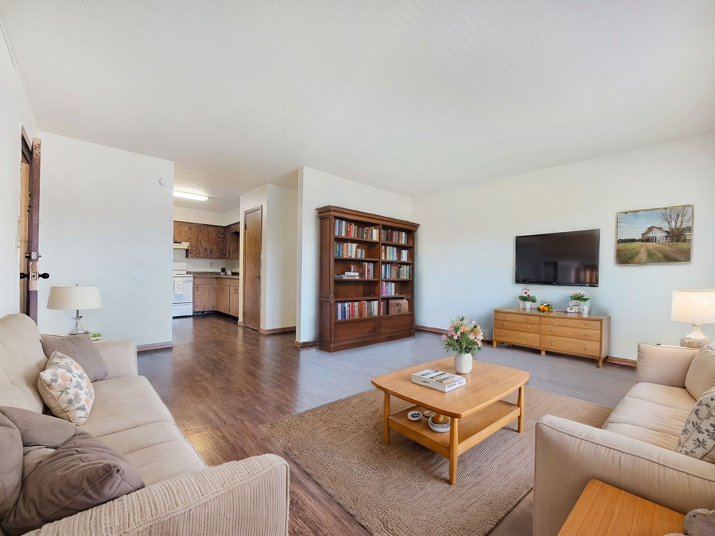 Jamestown Apartment: 1012 10th St NE