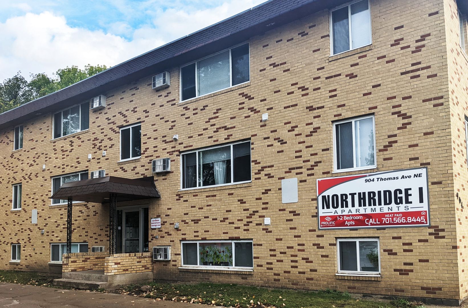 1012 10th St NE 10, Jamestown, ND 58401