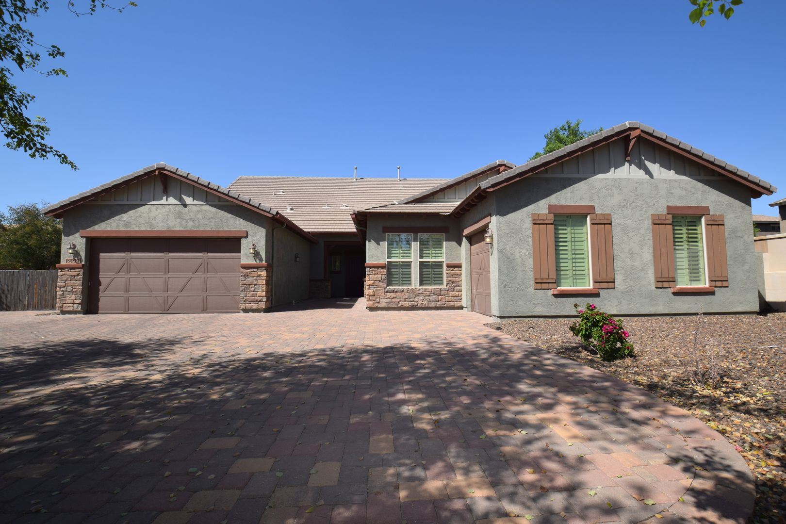 Chandler House: 2192  E Coconino Pl